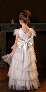 ostrich feather flower girl dress for wedding