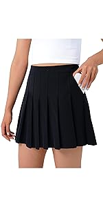 Black pleated skirt with pocket