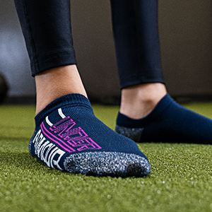 Under Armour Girls'' Essential No Show Socks