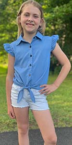 girls blue shirt